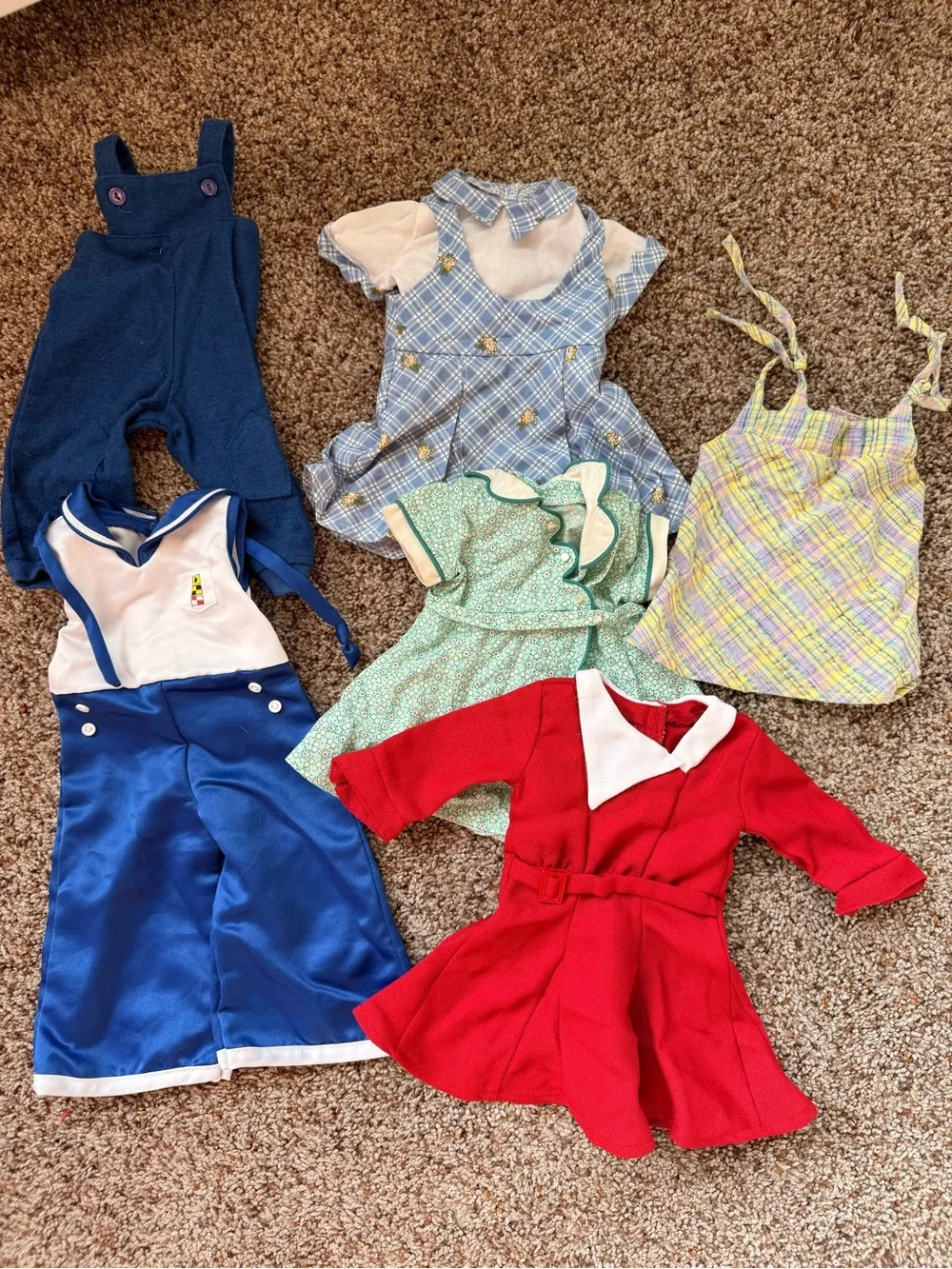 American Girl Doll Kit/Samantha wardrobes - Picture 1 of 3